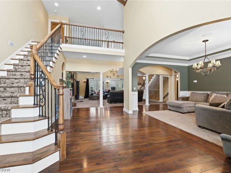 8550 Drummond Drive NW, Massillon, OH 44646 Photo 4