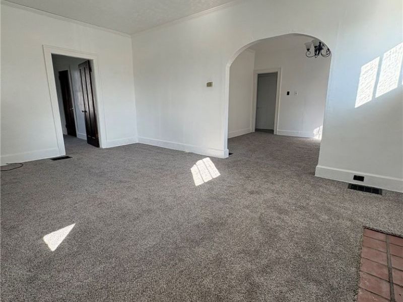 105 S Maple Heights, New Lexington, OH 43764 Photo 3