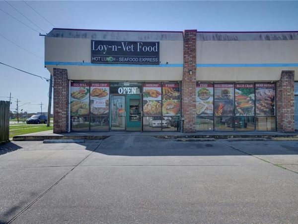 2801 LOYOLA Drive, Unit 1-3, Kenner, LA 70062