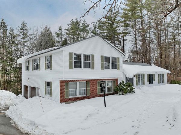 53 Oak Knoll Road, Meredith, NH 03253