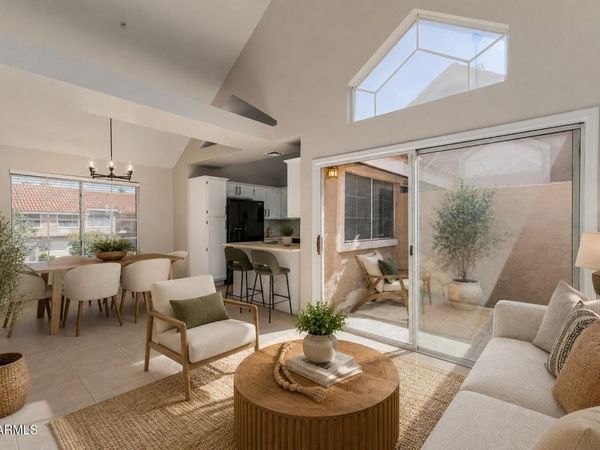 1633 E LAKESIDE Drive, Unit 35, Gilbert, AZ 85234