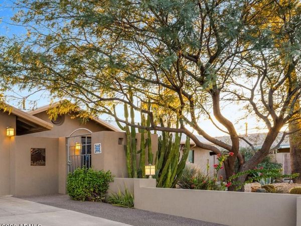 717 E ROYAL PALM Road, Phoenix, AZ 85020