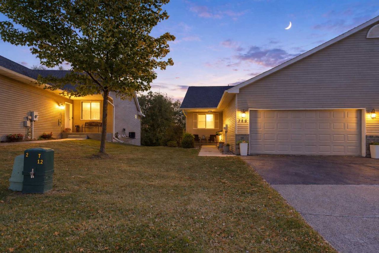 386 Meadow Lane, Young America, MN 55397 Main Photo