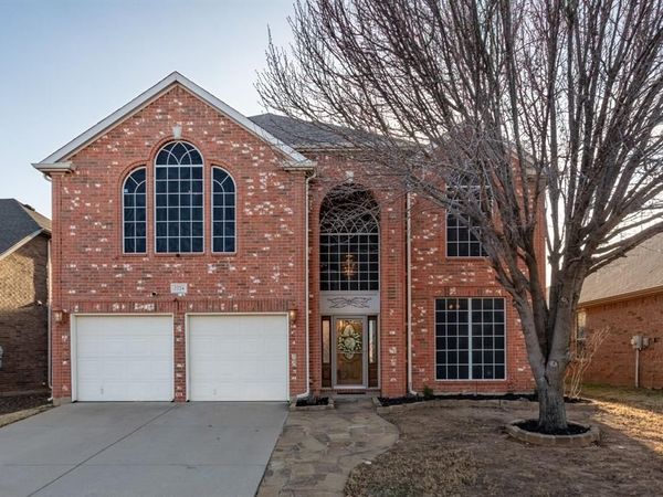 2724 Maple Creek Drive, Fort Worth, TX 76177