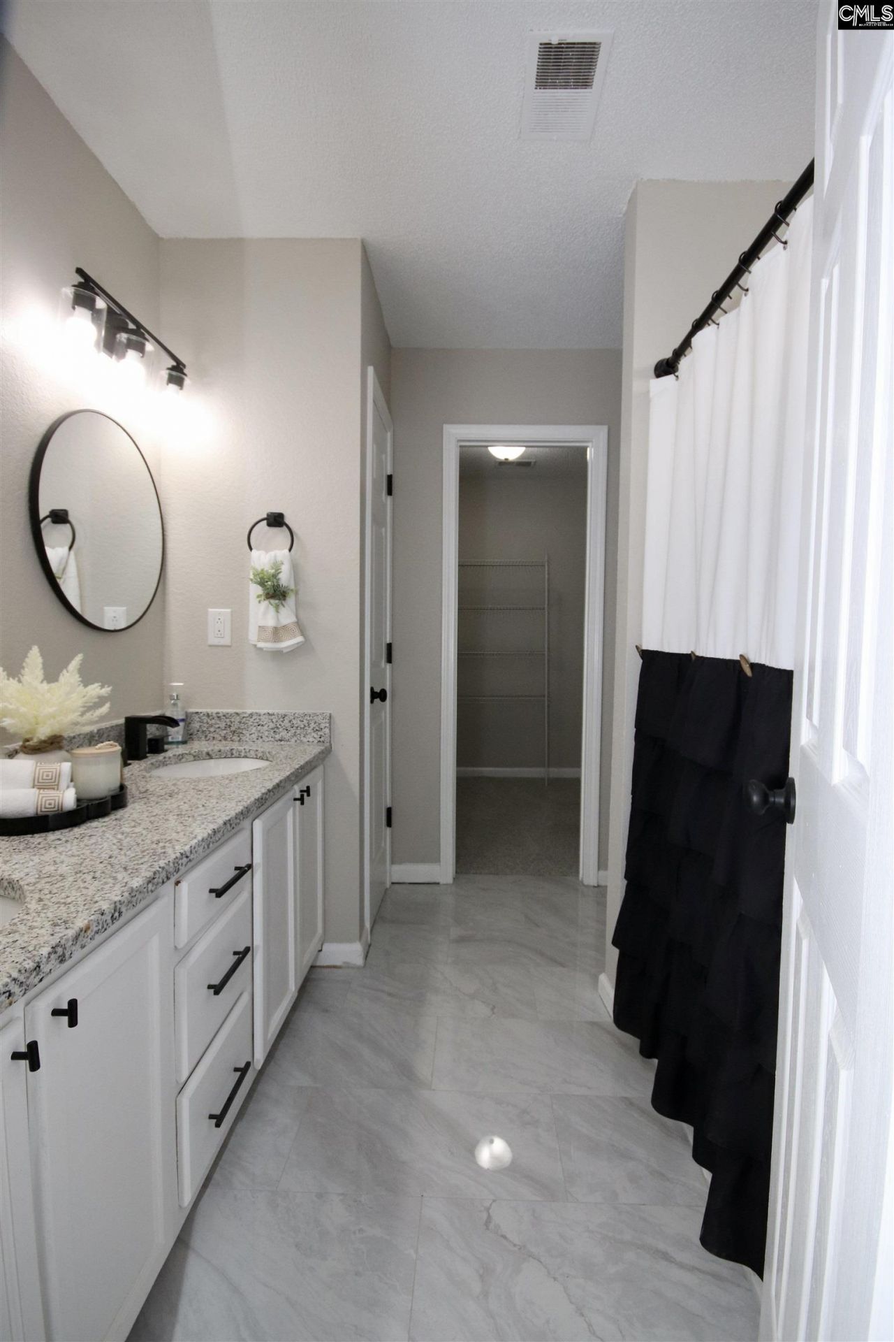 23 Autumn Run Way  Photo 12