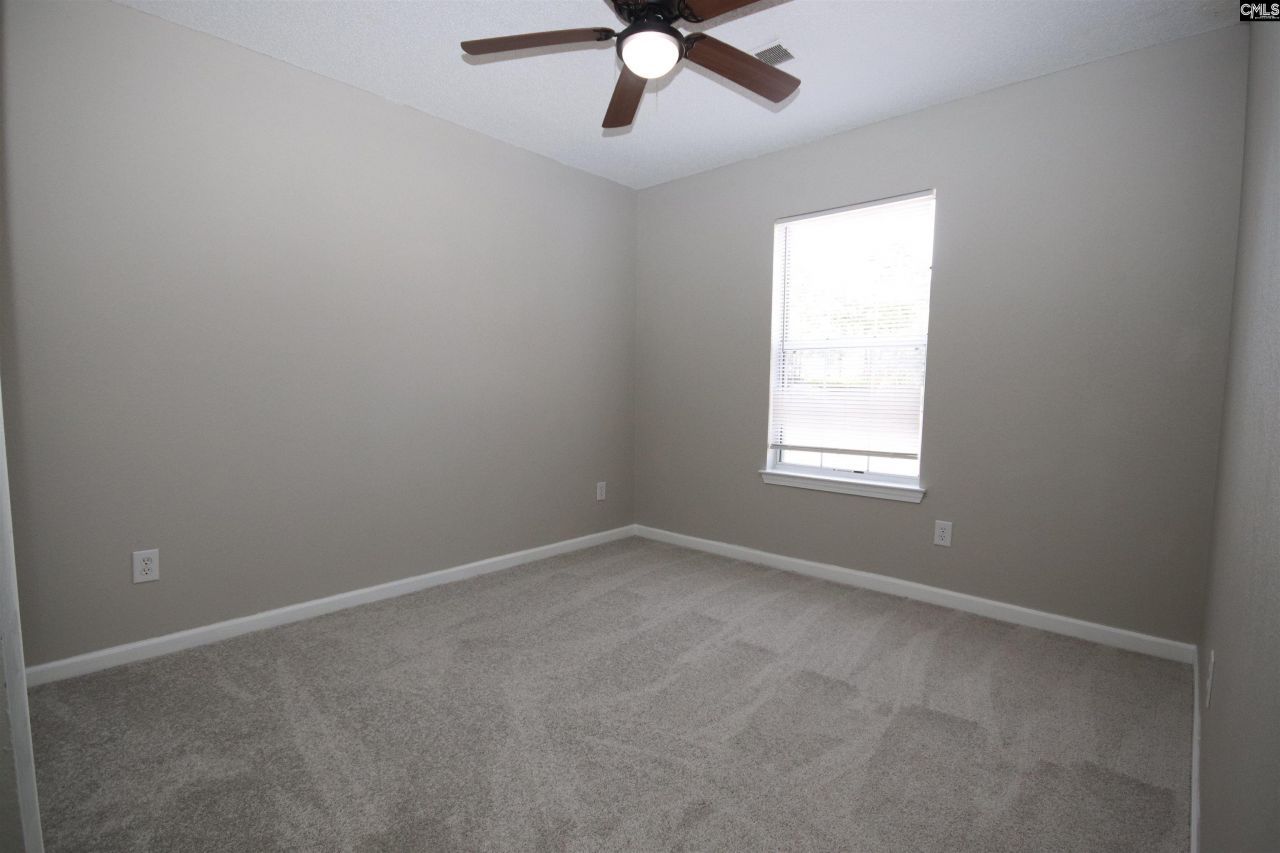 23 Autumn Run Way  Photo 18