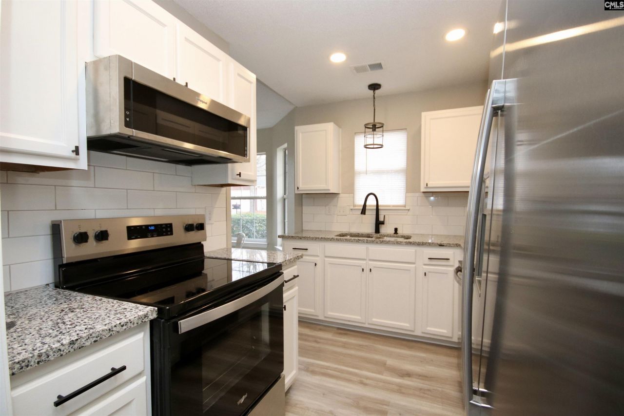 23 Autumn Run Way  Photo 7