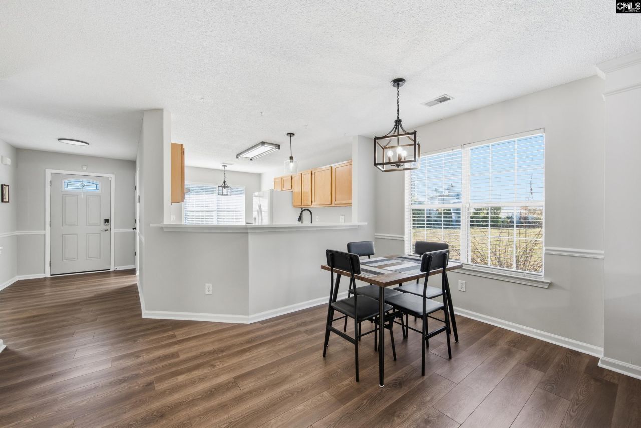 113 Huntington Circle Photo 12