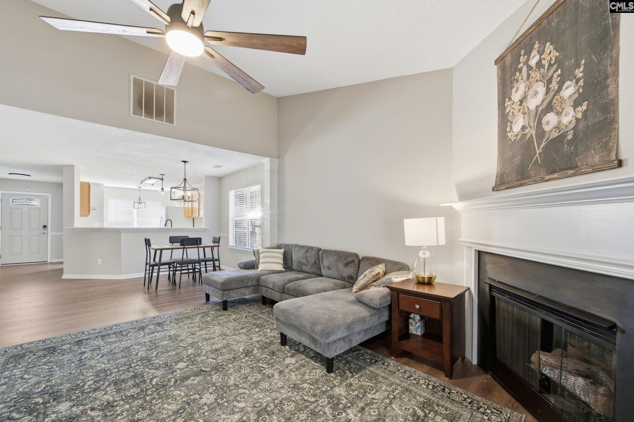 113 Huntington Circle Photo 15