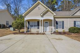 113 Huntington Circle photo 4