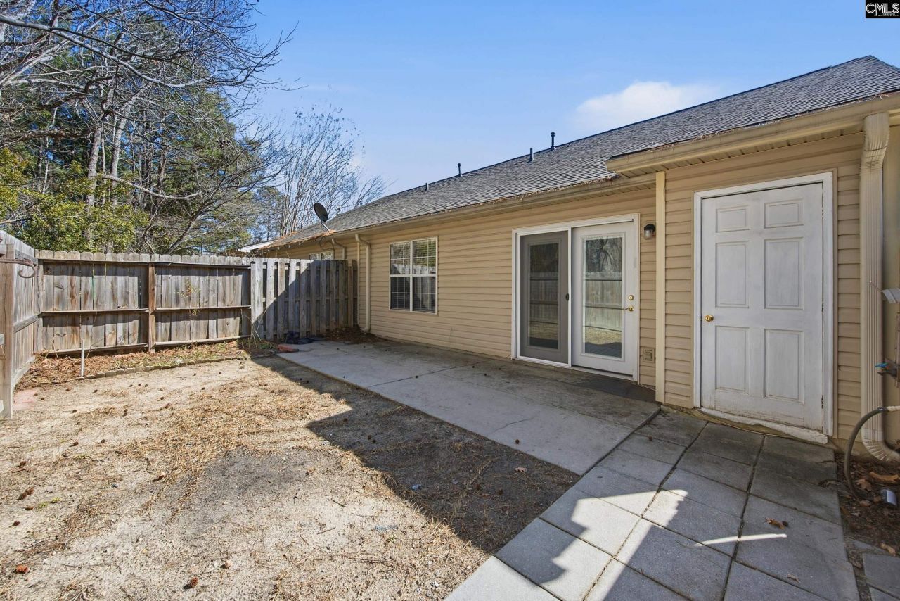 113 Huntington Circle Photo 24