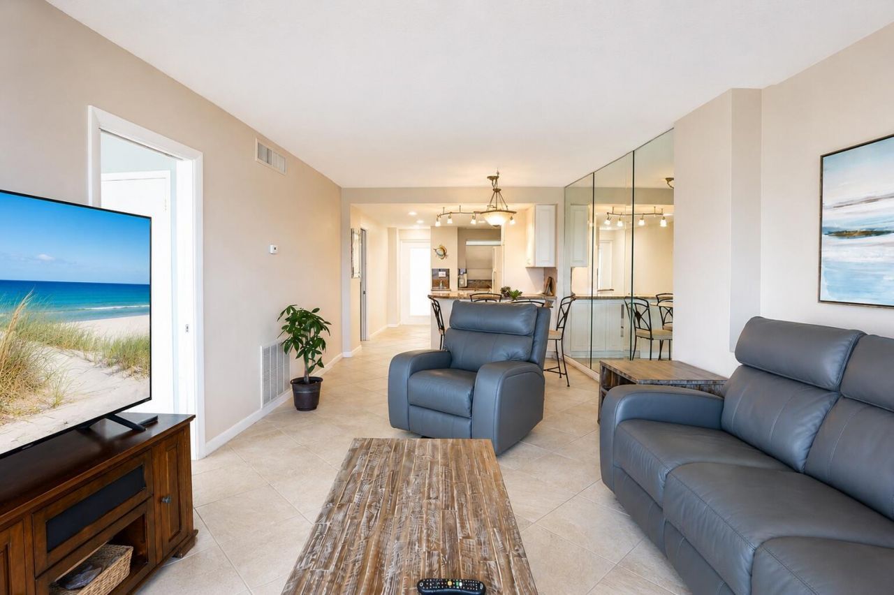 710 N Ocean Boulevard, Unit 1107, Pompano Beach, FL 33062 Photo