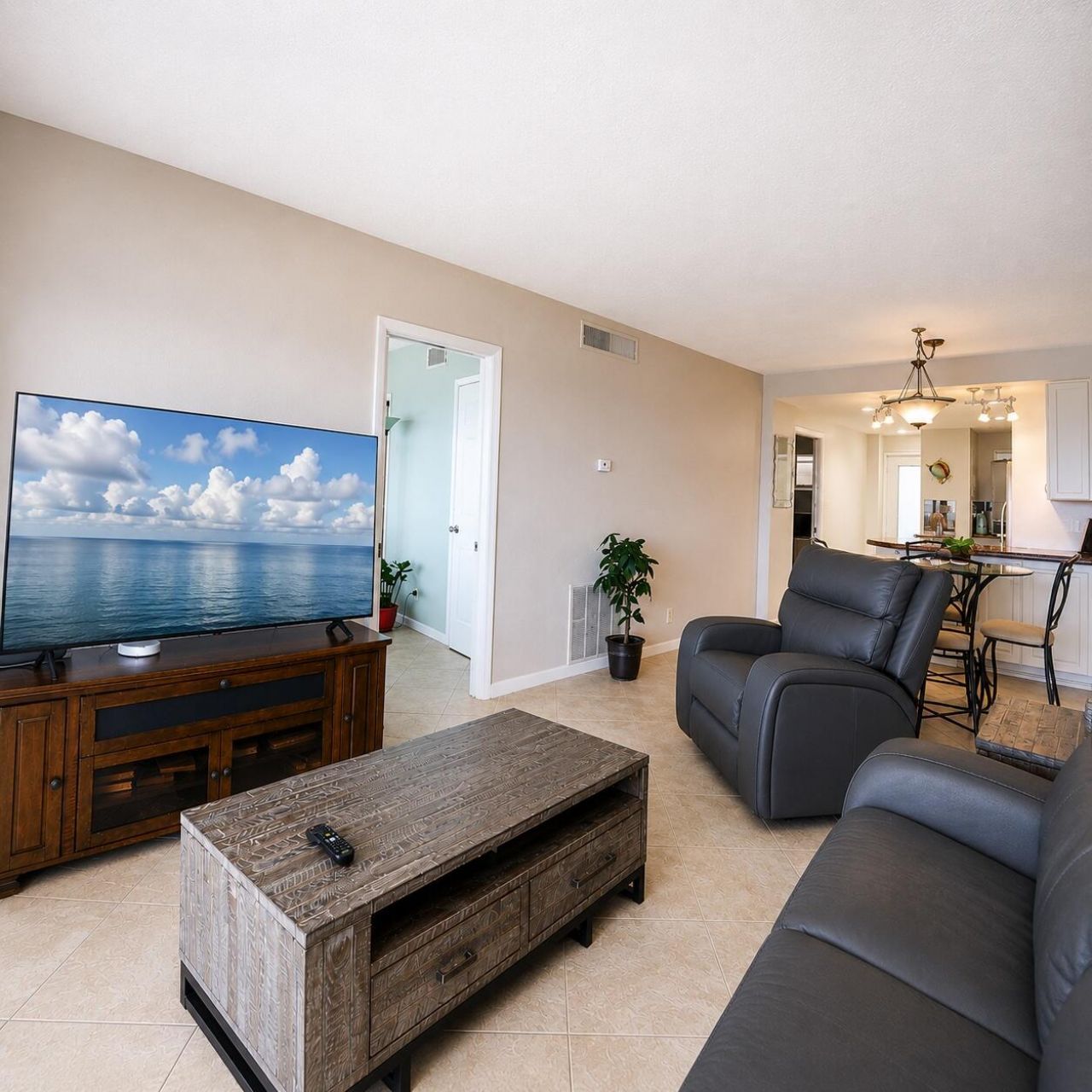 710 N Ocean Boulevard, Unit 1107, Pompano Beach, FL 33062 Photo