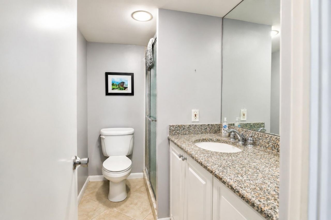 710 N Ocean Boulevard, Unit 1107, Pompano Beach, FL 33062 Photo
