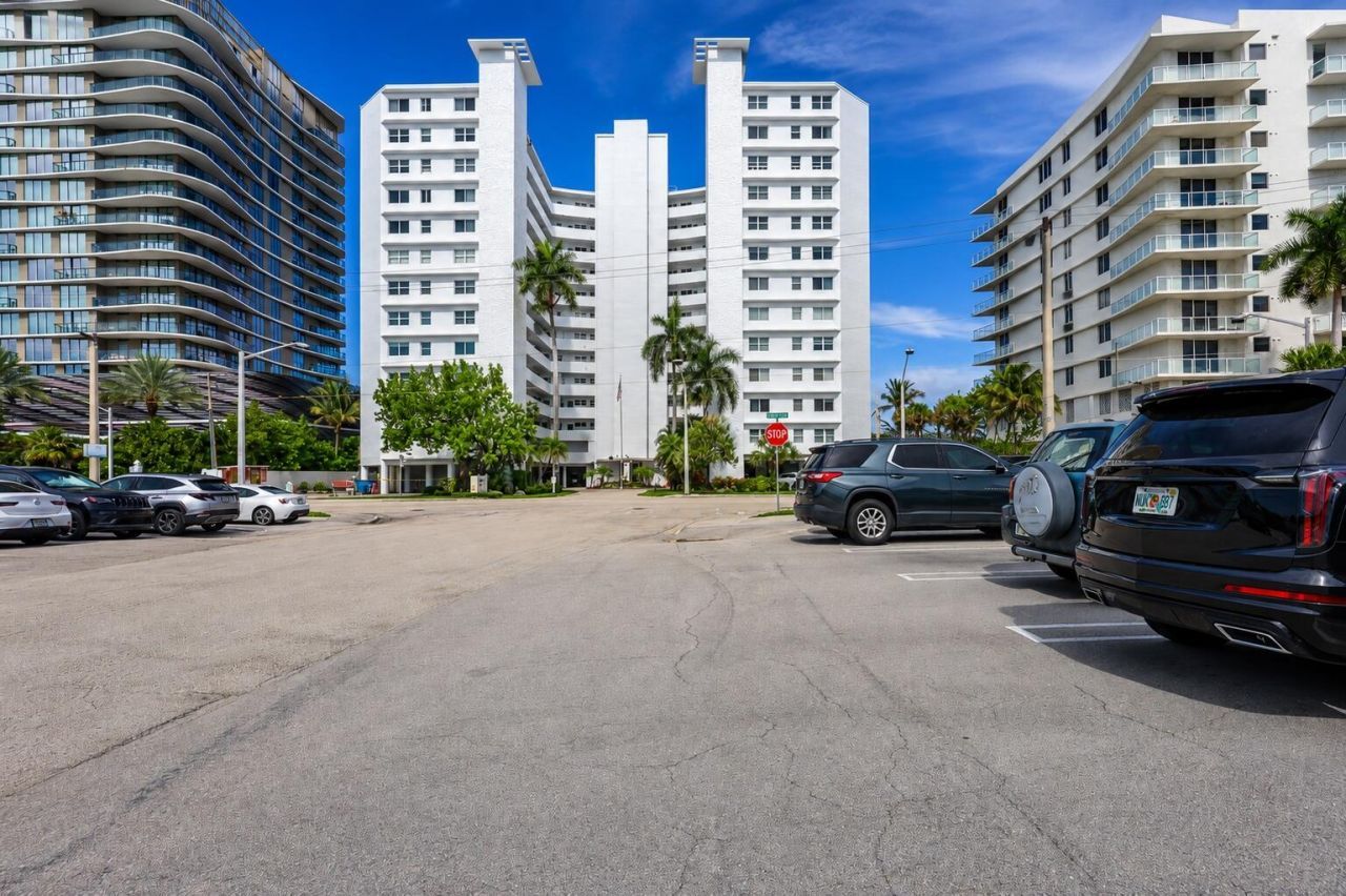 710 N Ocean Boulevard, Unit 1107, Pompano Beach, FL 33062 Photo