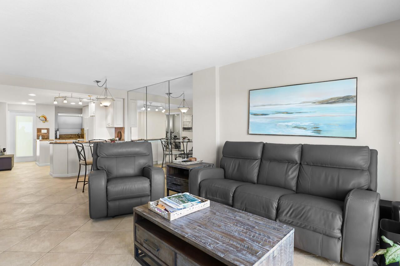 710 N Ocean Boulevard, Unit 1107, Pompano Beach, FL 33062 Photo