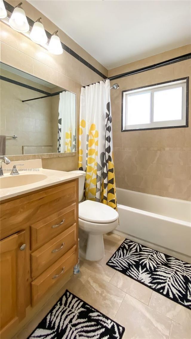 7106 NW 73rd Avenue, Tamarac, FL 33321 Photo