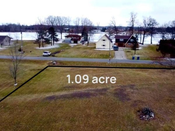 Seneca Drive, Montpelier, OH 43543