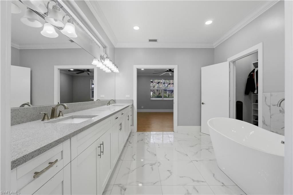 25211 Pinson Dr, Bonita Springs, FL 34135 Photo