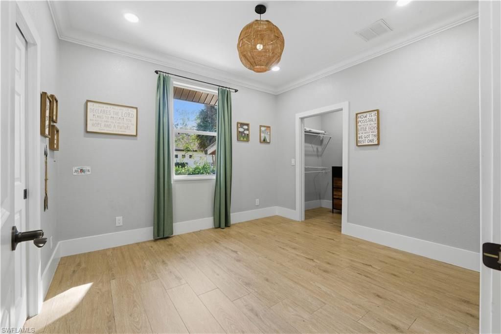 25211 Pinson Dr, Bonita Springs, FL 34135 Photo