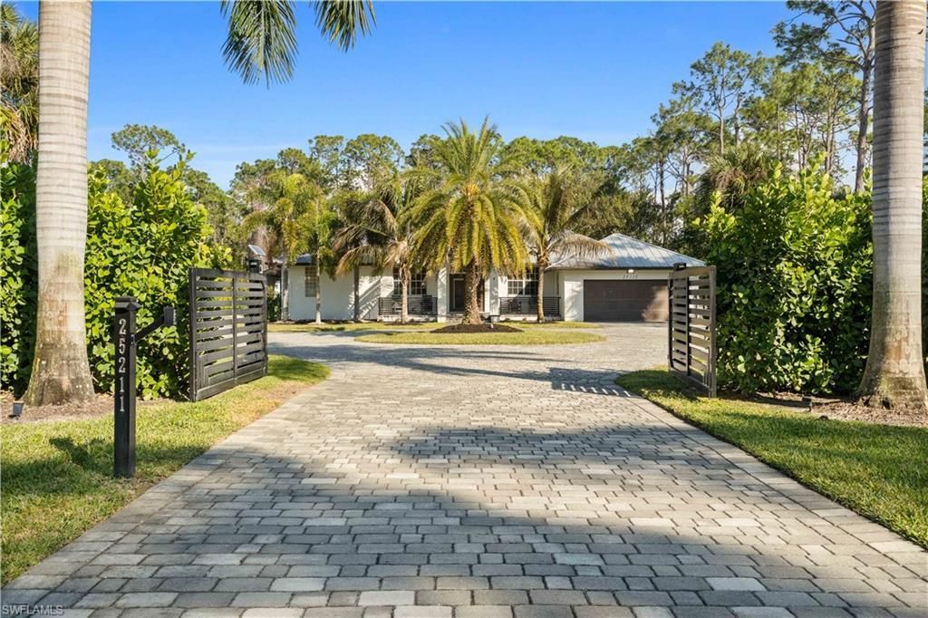 25211 Pinson Dr, Bonita Springs, FL 34135 Photo