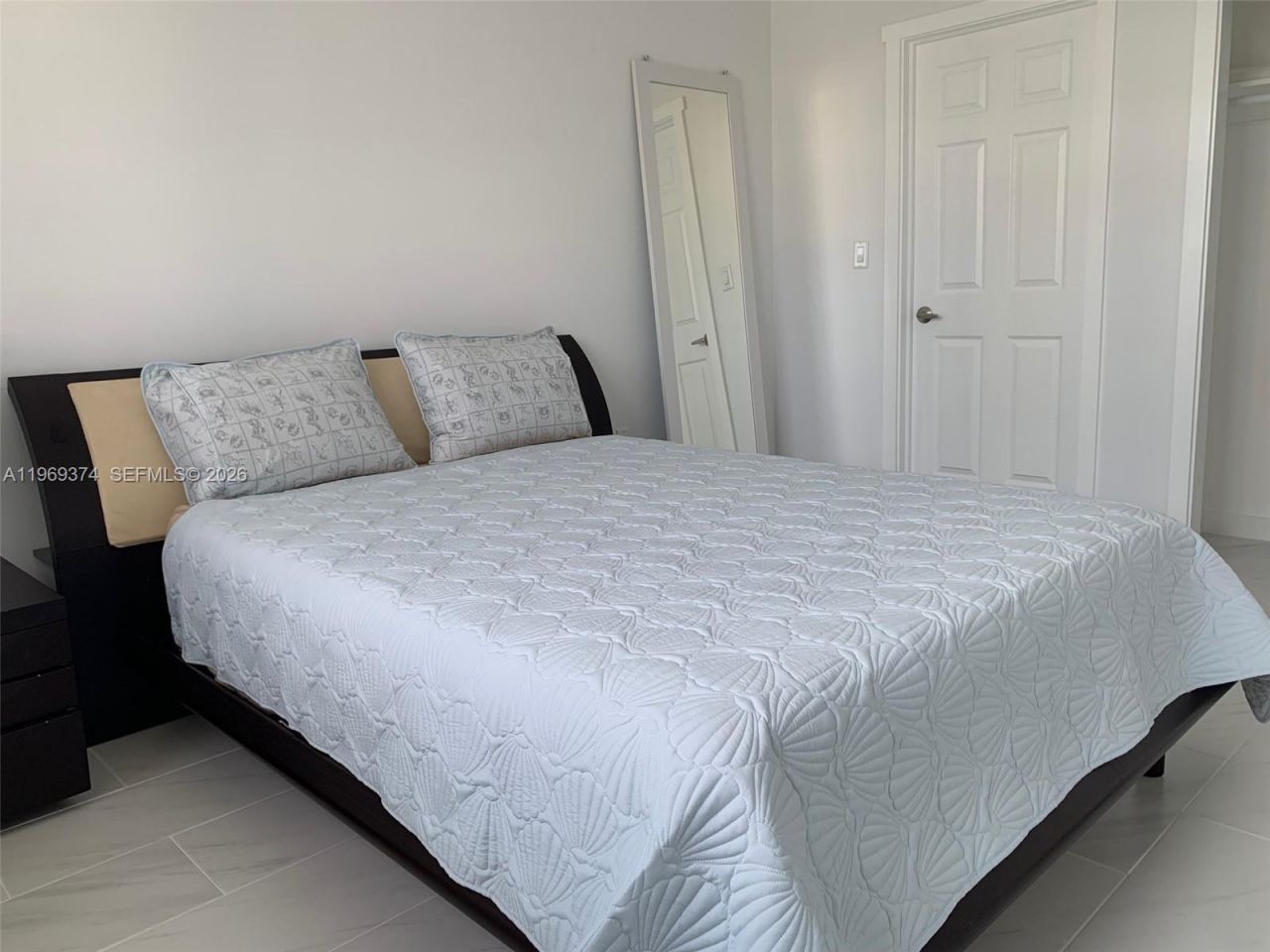 2980 Point East Dr,, Unit D-508, Aventura, FL 33160 Photo