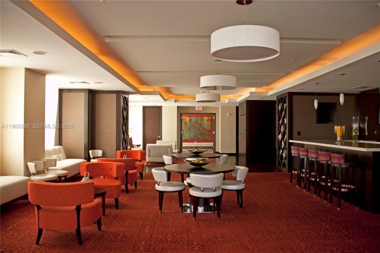 550 Okeechobee Blvd, Unit 527, West Palm Beach, FL 33401 Photo