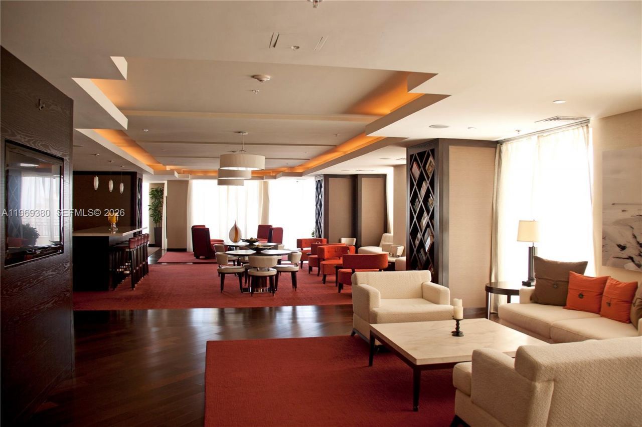 550 Okeechobee Blvd, Unit 527, West Palm Beach, FL 33401 Photo