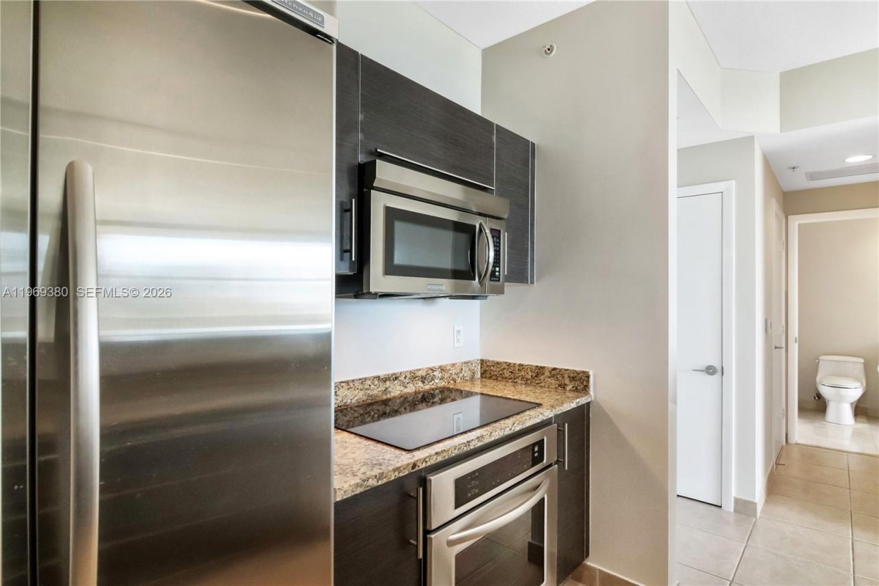 550 Okeechobee Blvd, Unit 527, West Palm Beach, FL 33401 Photo