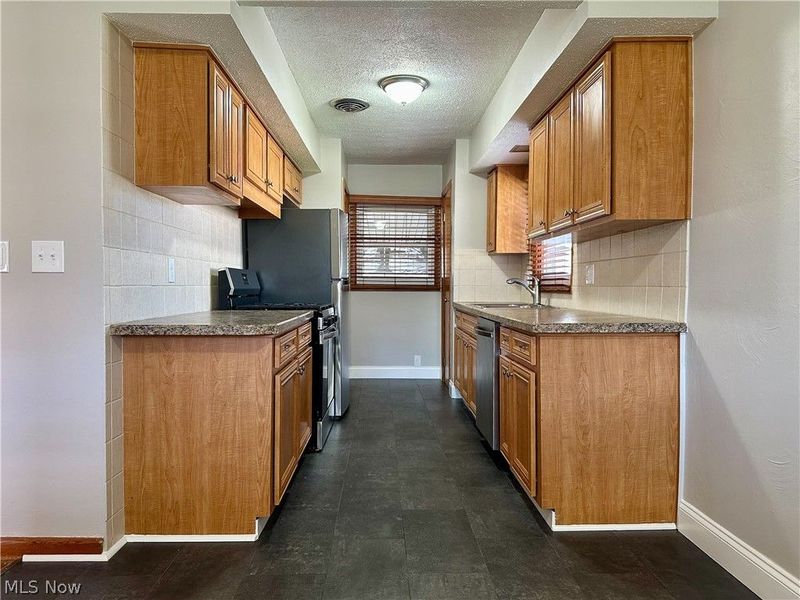 1710 Difford Drive, Niles, OH 44446 Photo 12