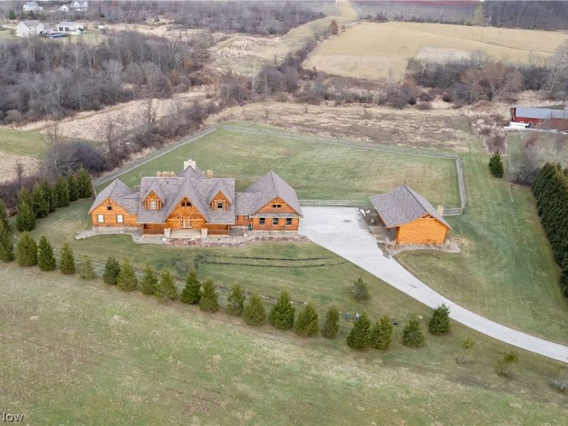 2833 Harpster Road, Rittman, OH 44270 Photo 3