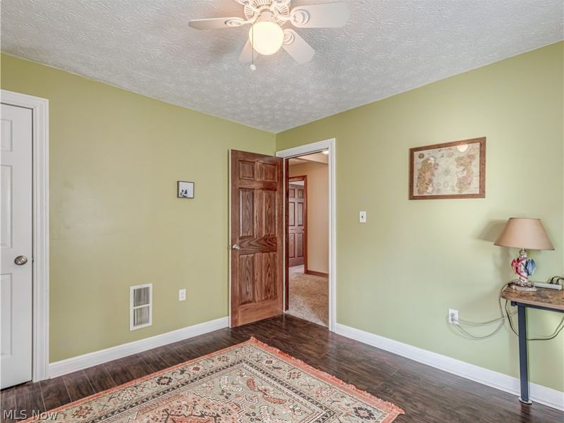 722 Broad Boulevard, Cuyahoga Falls, OH 44221 Photo 24