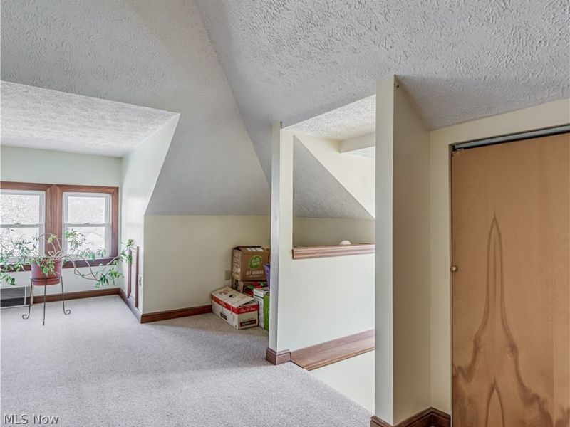 722 Broad Boulevard, Cuyahoga Falls, OH 44221 Photo 29