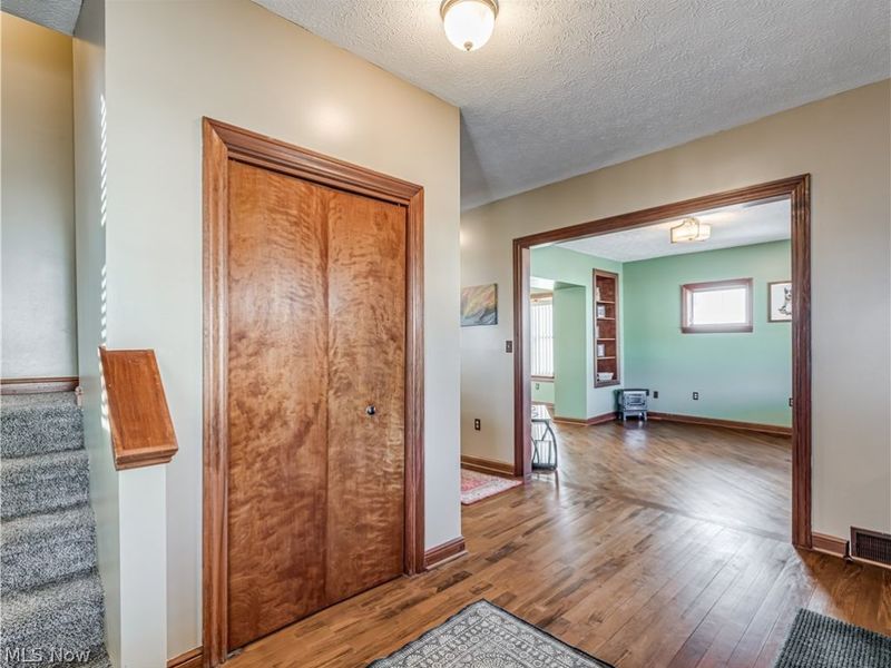 722 Broad Boulevard, Cuyahoga Falls, OH 44221 Photo 8