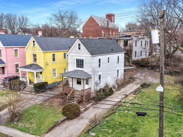 5118 Carthage Avenue, Cincinnati, OH 45212