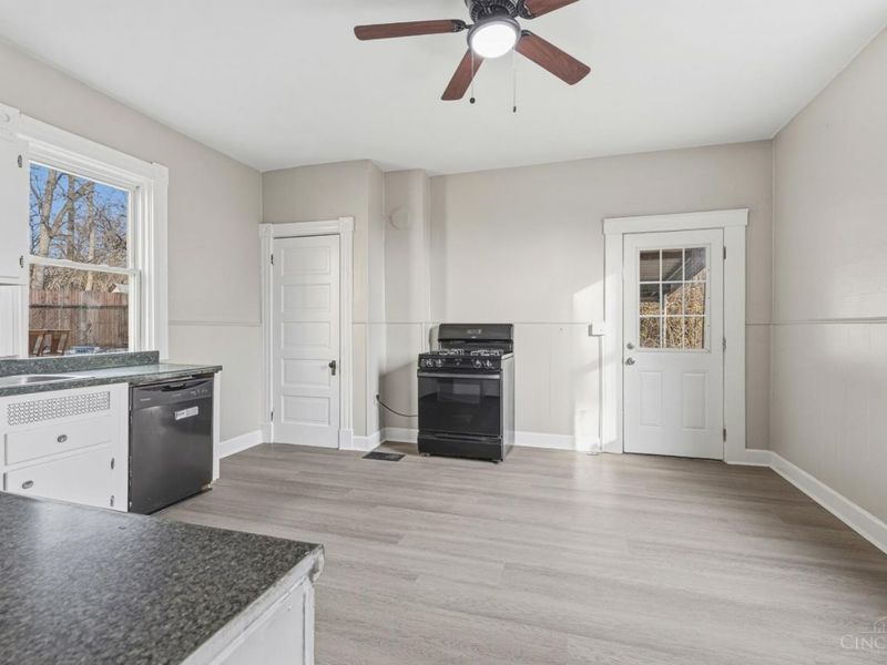 5118 Carthage Avenue, Cincinnati, OH 45212 Photo 6