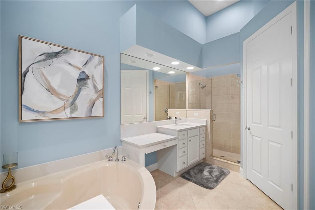 6393 Legacy Cir, Unit 2104, Naples, FL 34113 Photo