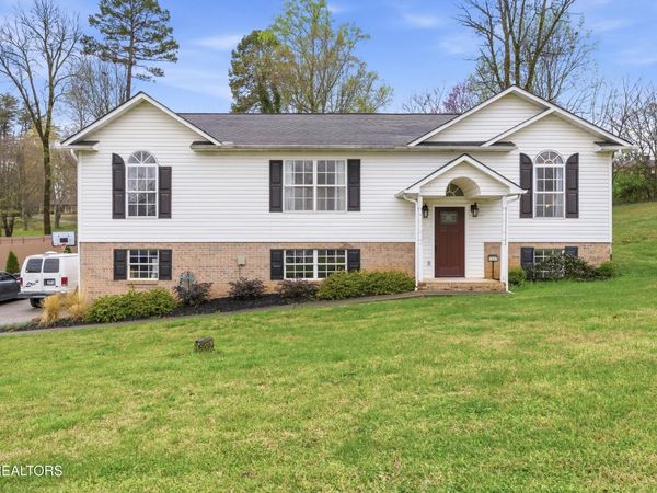 1507 Water Lily Lane, Maryville, TN 37801
