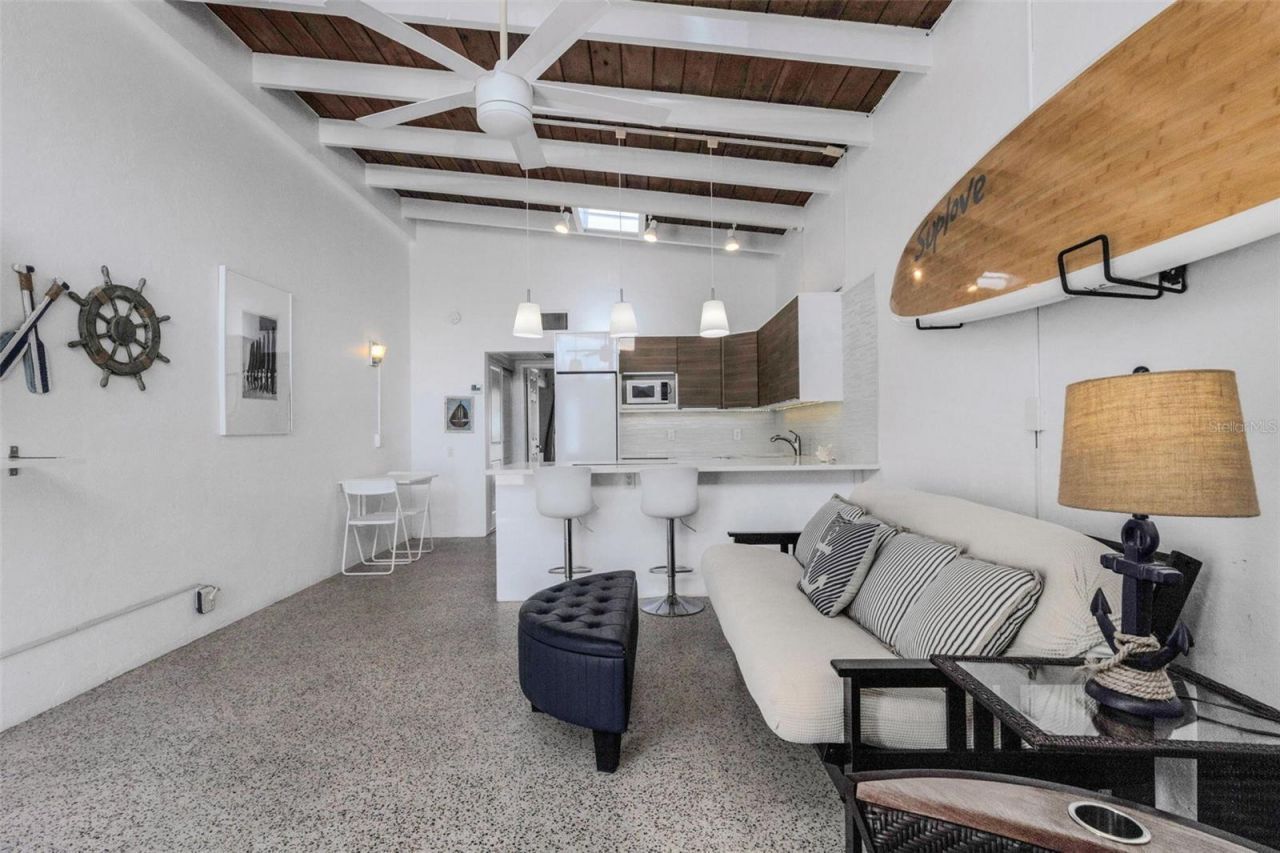 1129 Seaside Drive, Unit 7, Sarasota, FL 34242 Photo