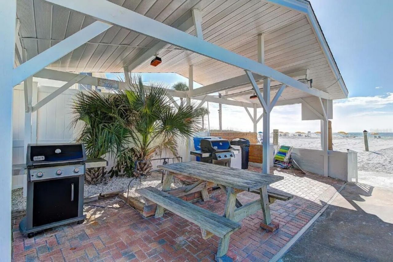 1129 Seaside Drive, Unit 7, Sarasota, FL 34242 Photo