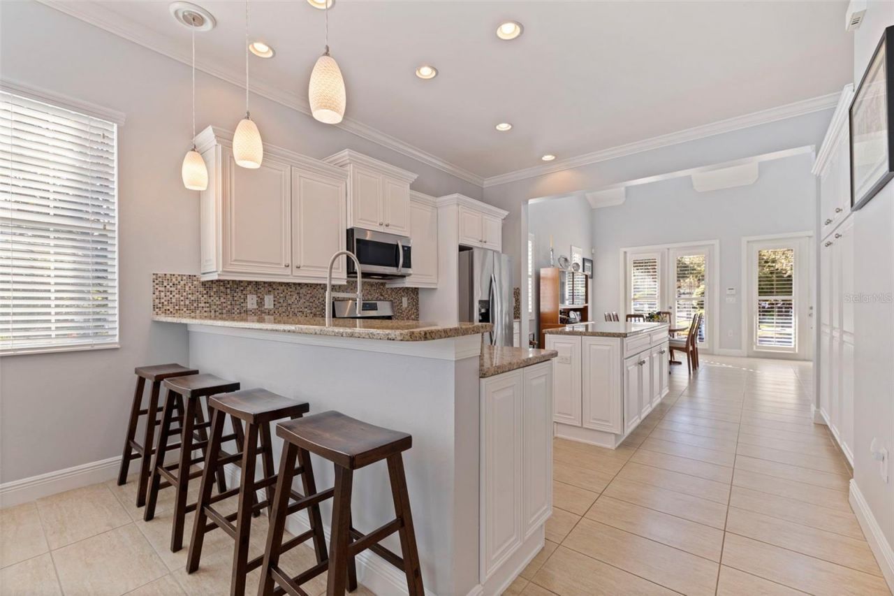 6101 Yeats Manor Drive, Tampa, FL 33616 Photo