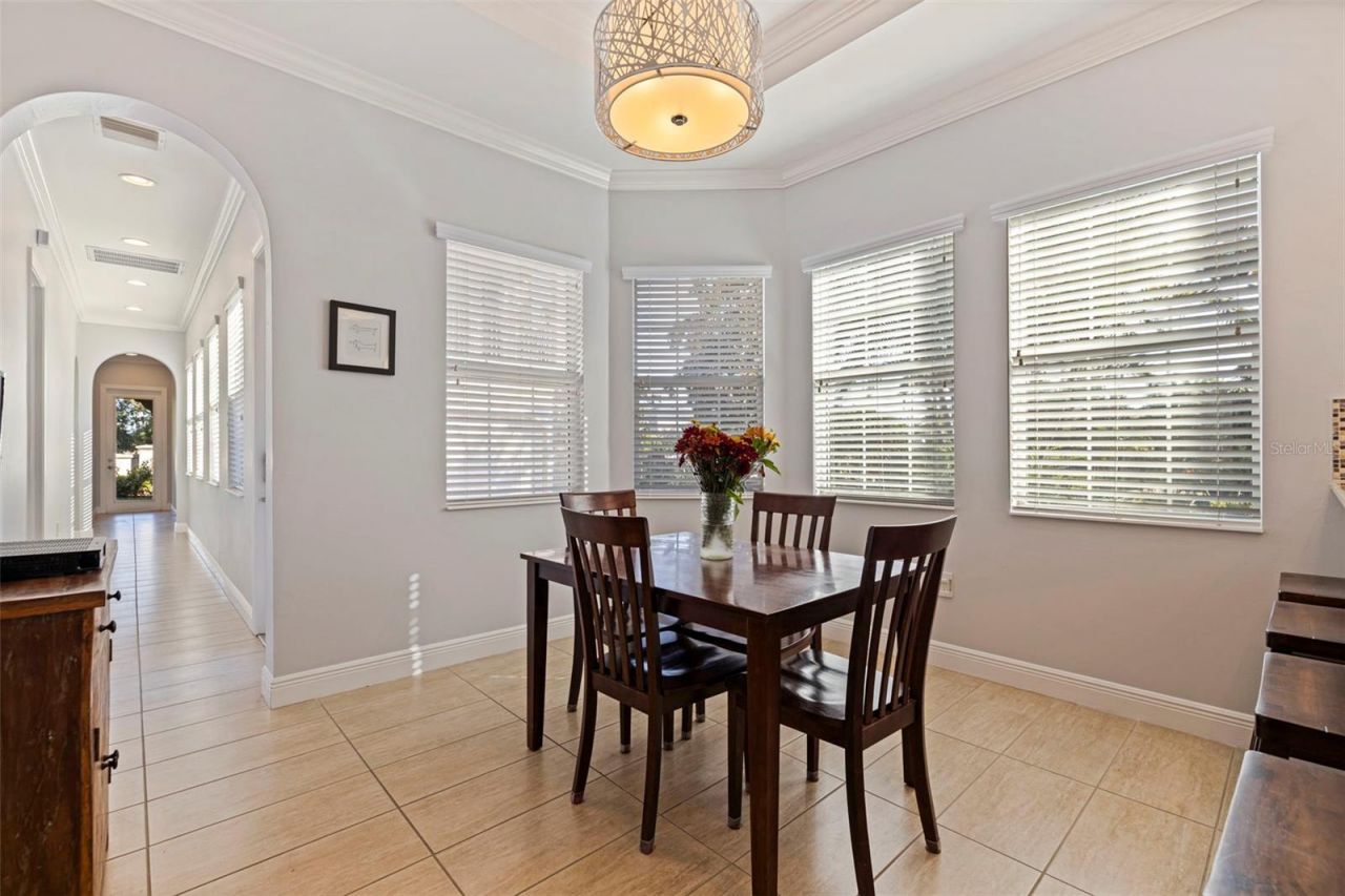 6101 Yeats Manor Drive, Tampa, FL 33616 Photo