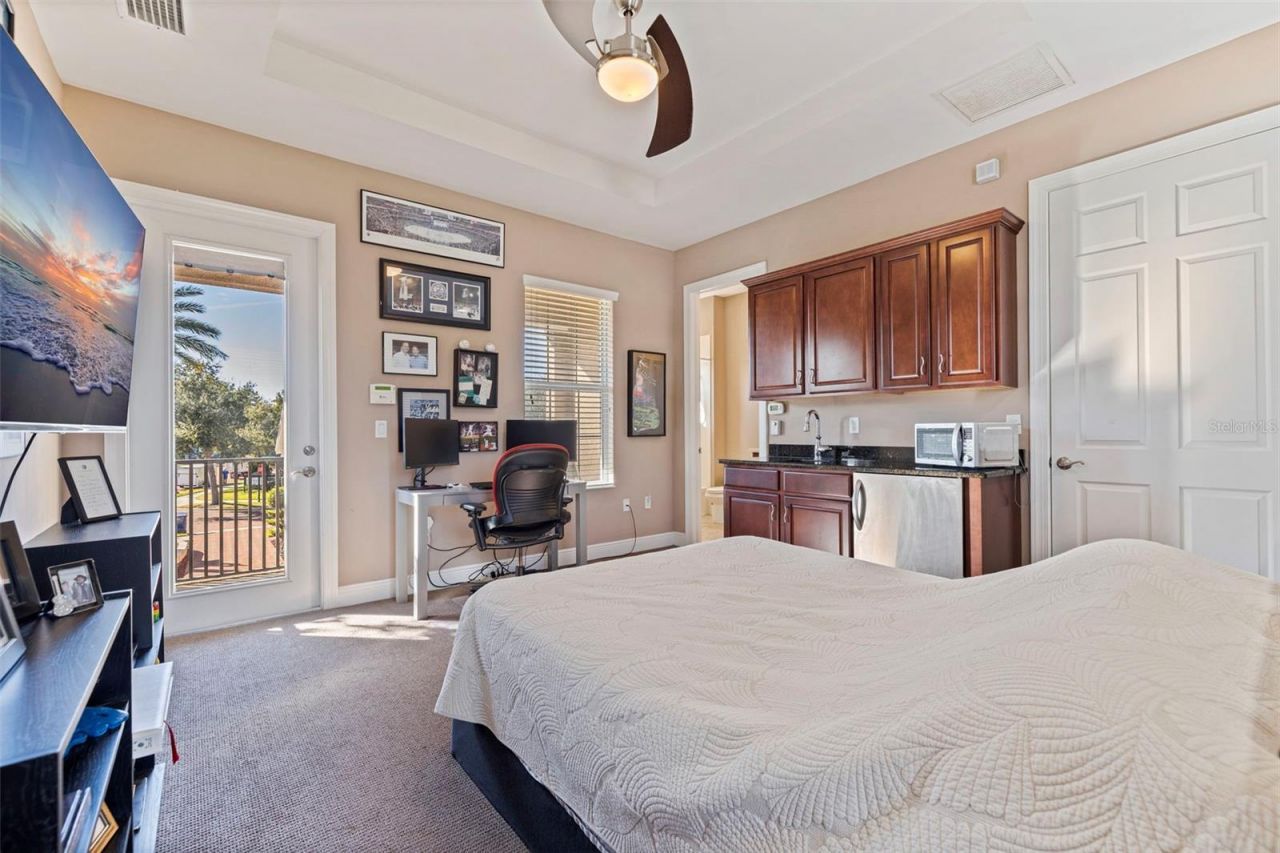 6101 Yeats Manor Drive, Tampa, FL 33616 Photo