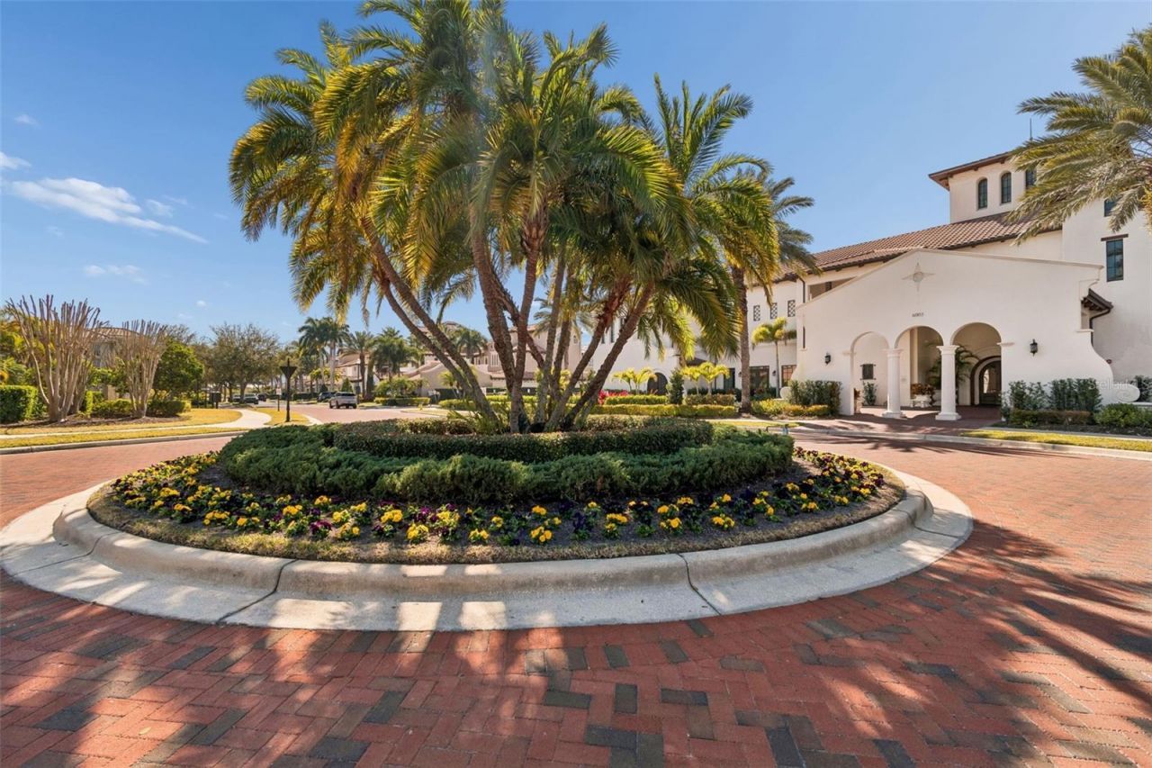 6101 Yeats Manor Drive, Tampa, FL 33616 Photo