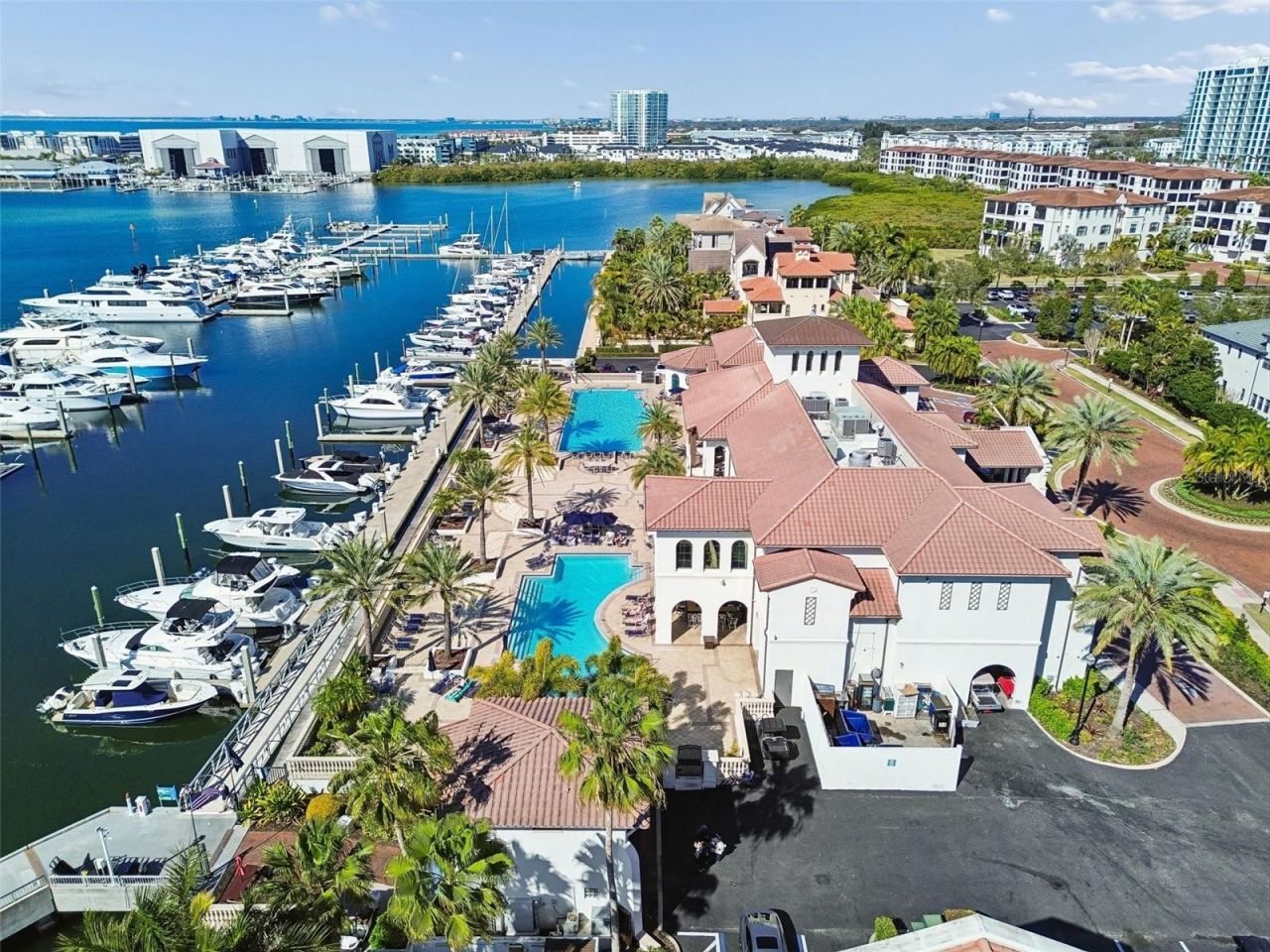 6101 Yeats Manor Drive, Tampa, FL 33616 Photo