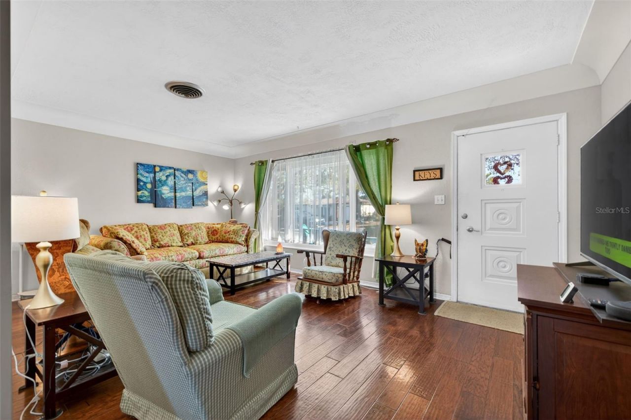 4347 32nd Terrace N, Saint Petersburg, FL 33713 Photo