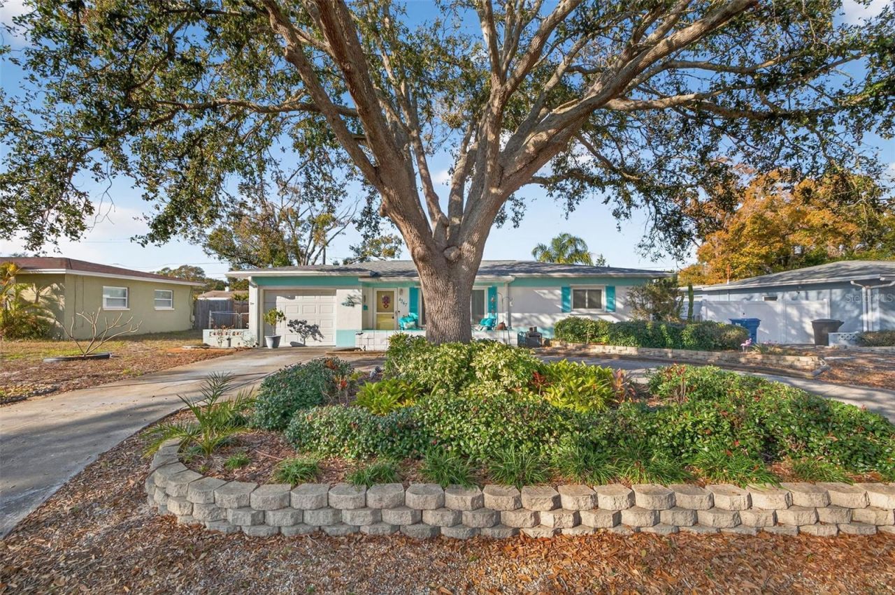 4347 32nd Terrace N, Saint Petersburg, FL 33713 Photo