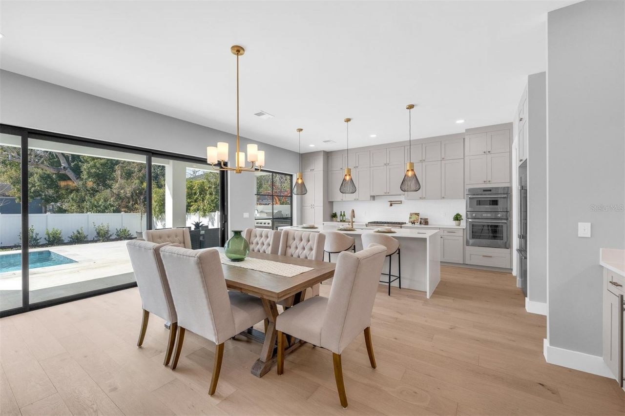 2422 Musselwhite Avenue, Orlando, FL 32804 Photo