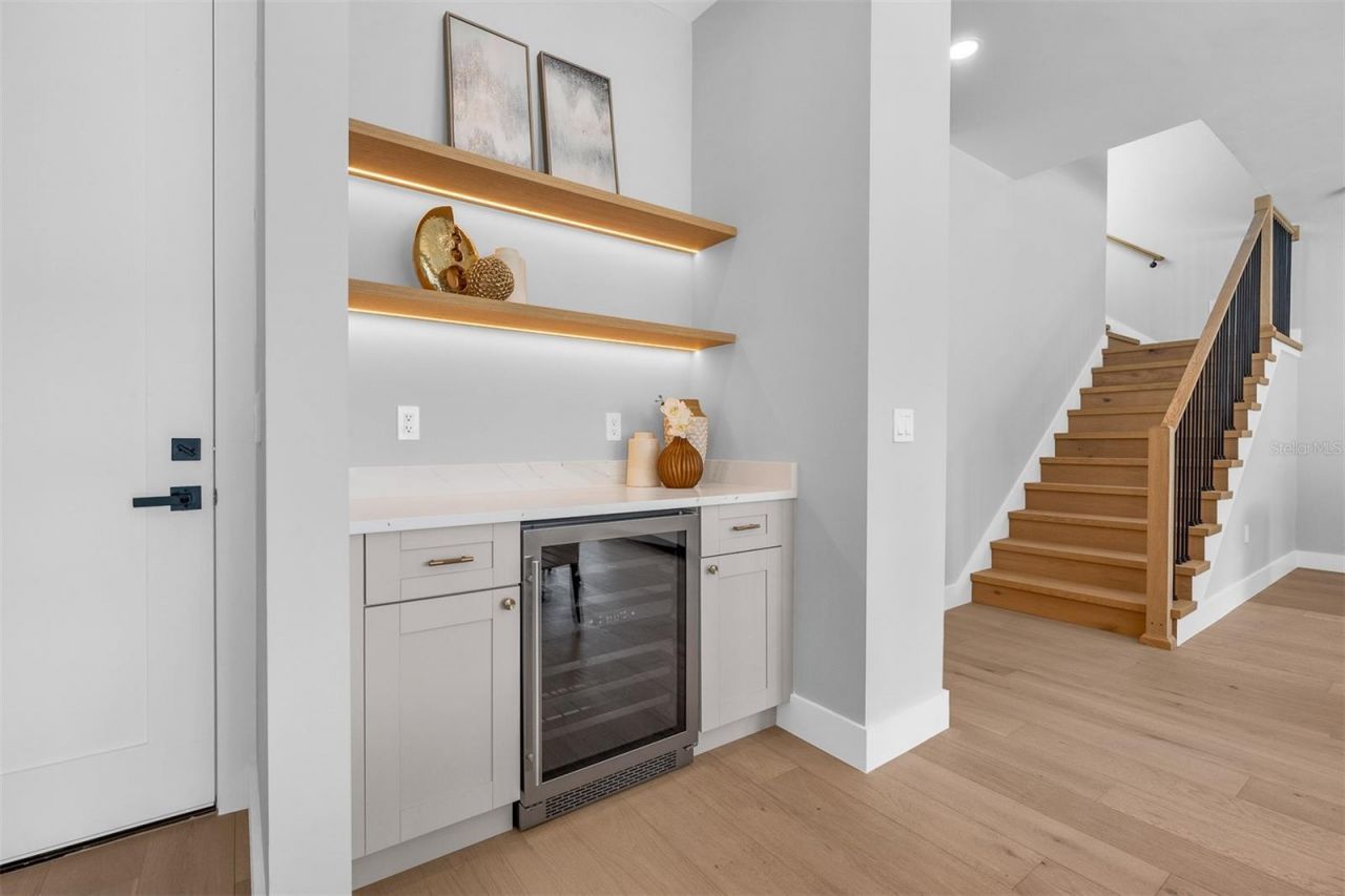 2422 Musselwhite Avenue, Orlando, FL 32804 Photo