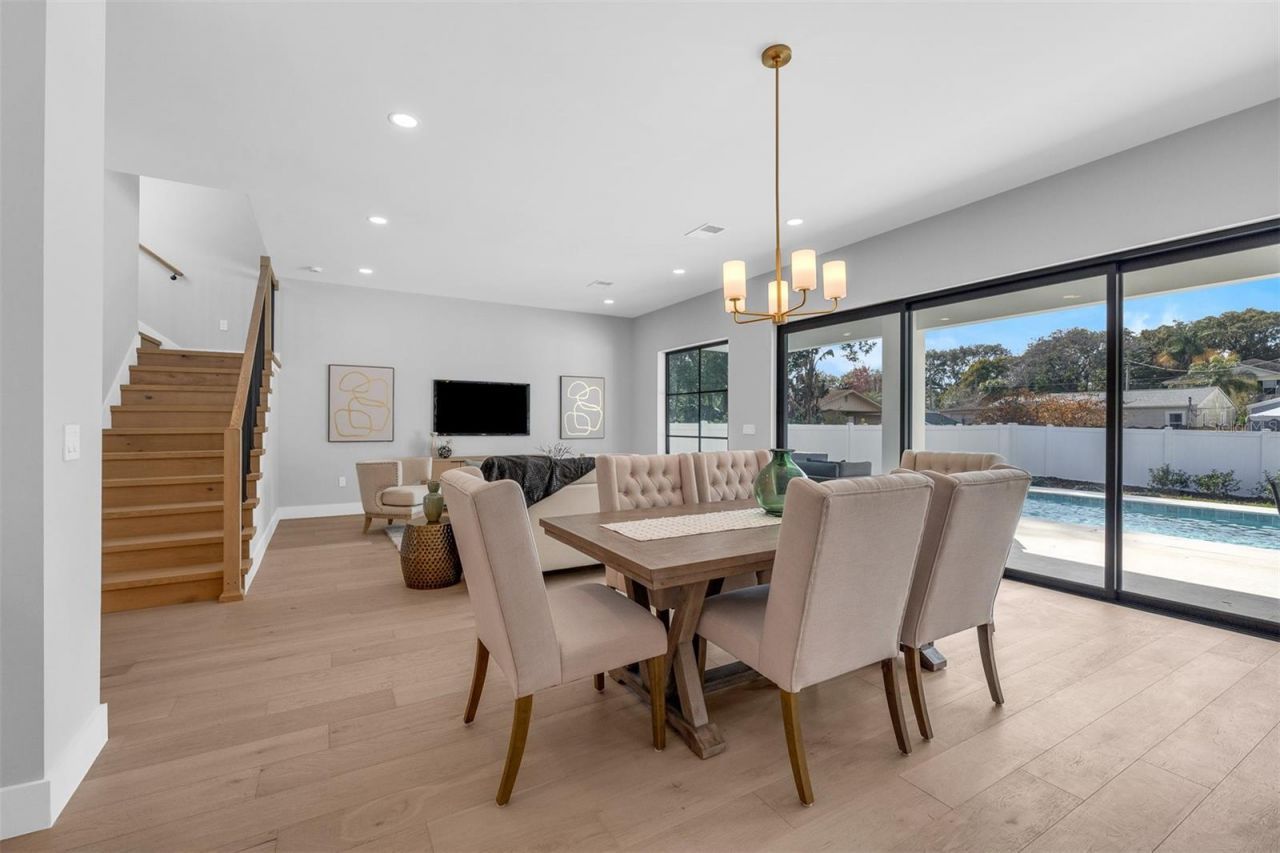 2422 Musselwhite Avenue, Orlando, FL 32804 Photo